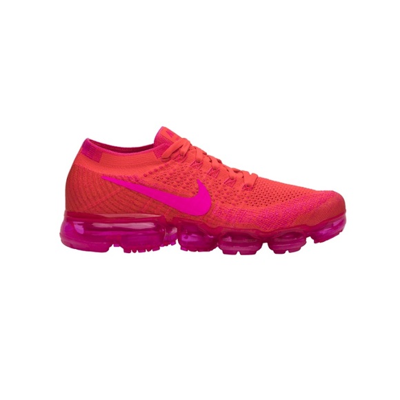 Nike Shoes - Nike Vapormax